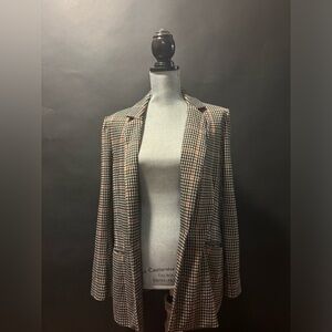 Classic Houndstooth Blazer in Black and Tan